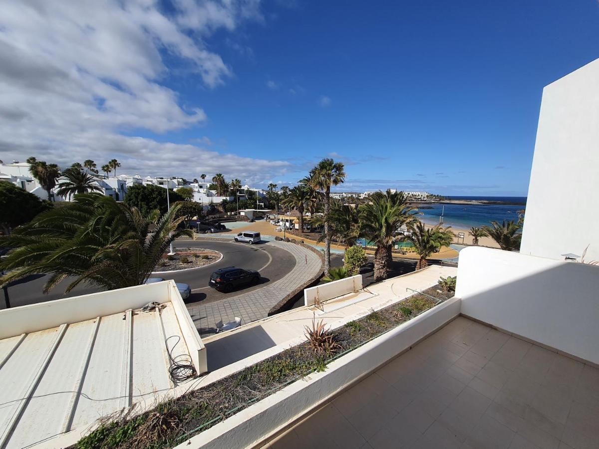 Realrent Costa Teguise Beach Apartment Exterior photo