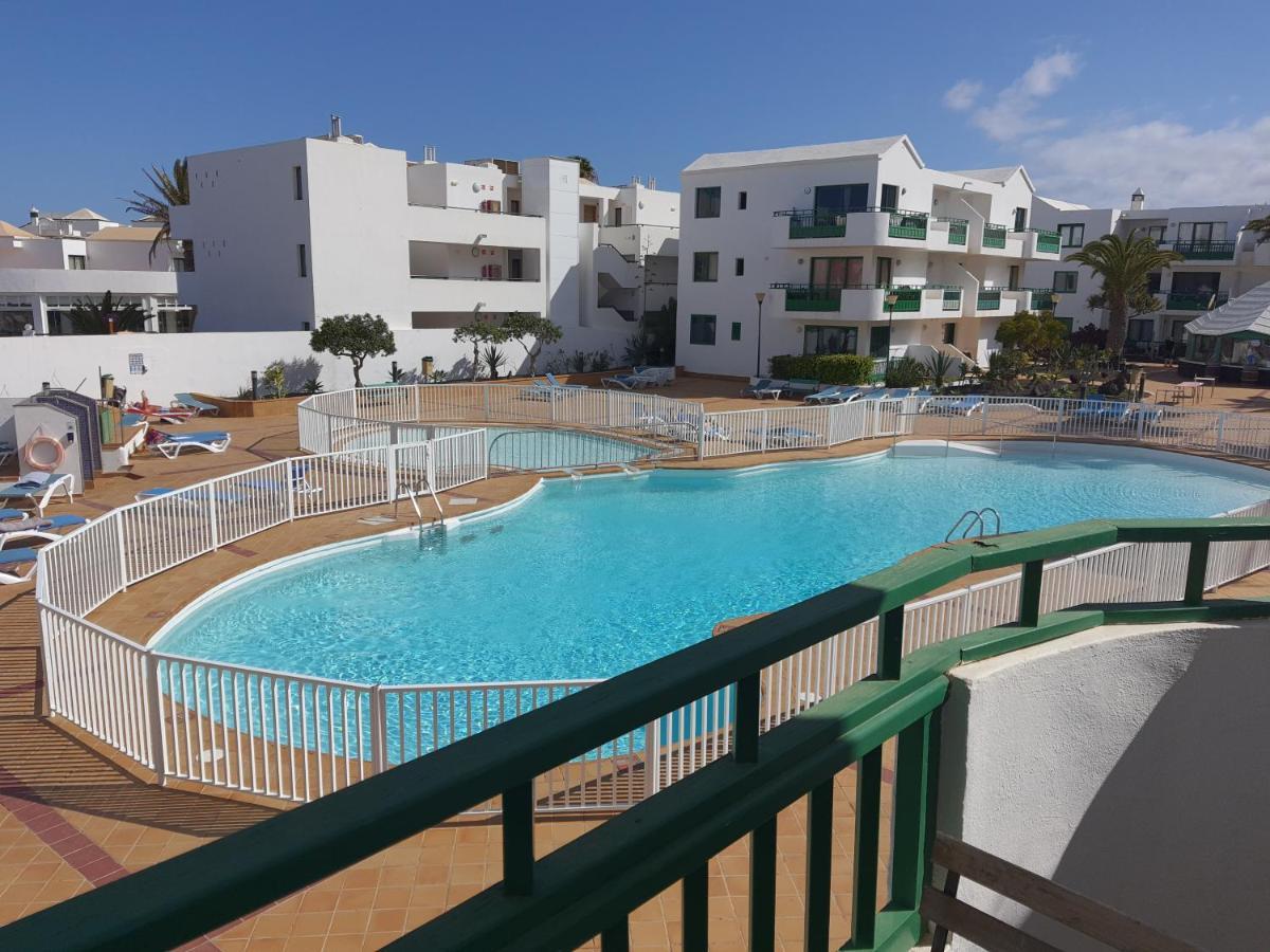 Realrent Costa Teguise Beach Apartment Exterior photo