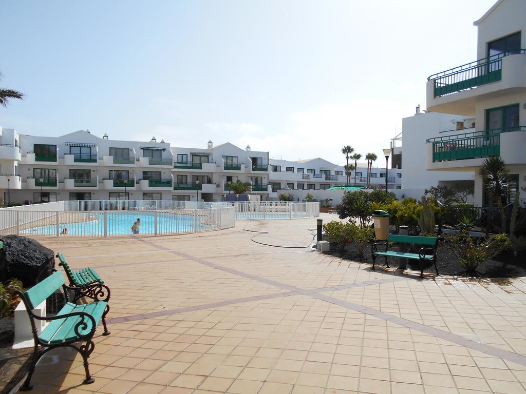 Realrent Costa Teguise Beach Apartment Exterior photo