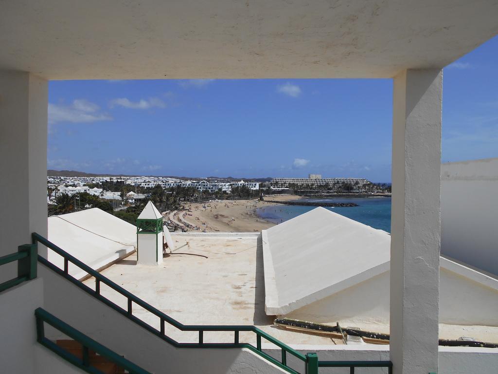 Realrent Costa Teguise Beach Apartment Exterior photo