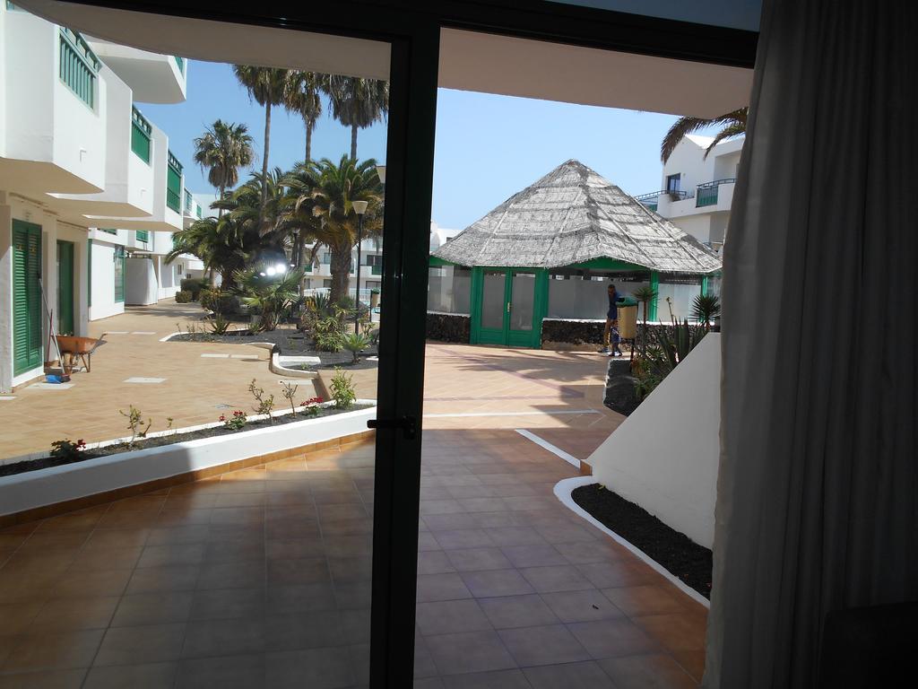 Realrent Costa Teguise Beach Apartment Exterior photo