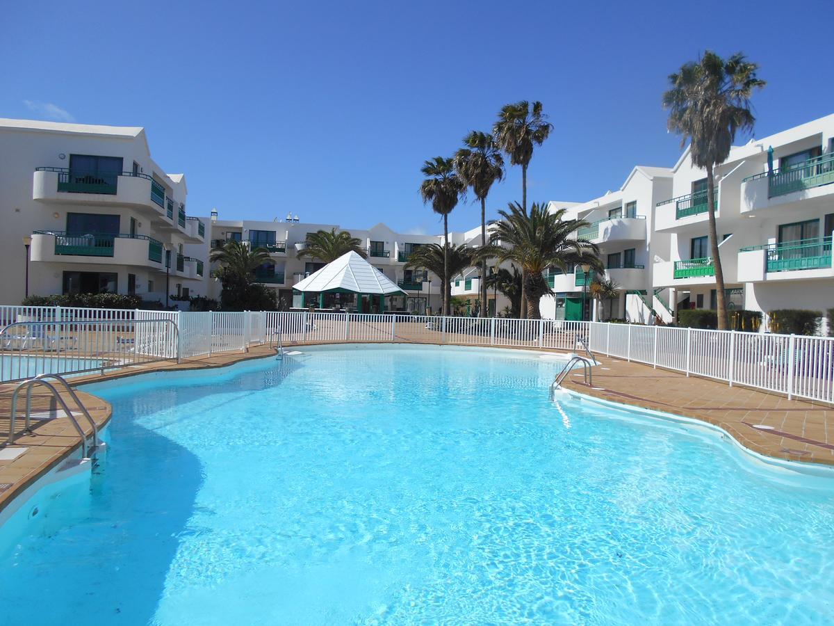 Realrent Costa Teguise Beach Apartment Exterior photo